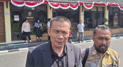 Rismon Laporkan Jokowi ke Polda DIY Hari Ini Atas Dugaan Penyebaran Berita Bohong