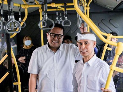 Transjakarta Jalin Kolaborasi dengan Krisna Bali, Dorong Produk UMKM Masuk Halte