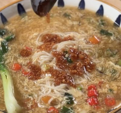 17 Ide Nama Usaha Misoa Kuah Kekinian, Unik dan Bikin Laper!