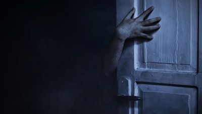 Kisah Sukses Phasmophobia: Hampir Gagal, Diselamatkan oleh Inspirasi dari The Witcher 3