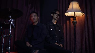 Mercusuar Bangkit Lewat EP Tarian Terakhir , Simbol Kekuatan dan Kebangkitan di Dunia Musik