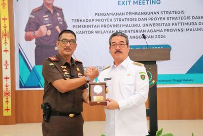 Kajati dan Gubernur Maluku Bahas Proyek Strategi Daerah, Mengapa ?