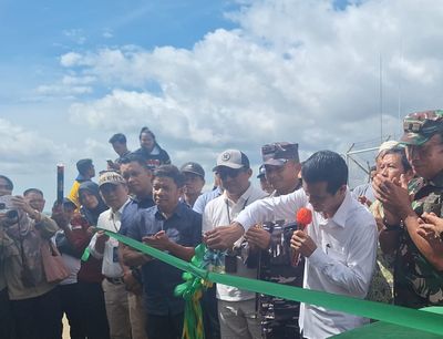 Bupati Resmi Lepas Pengiriman 50 Ton Rumput Laut dari Nunukan ke Pinrang