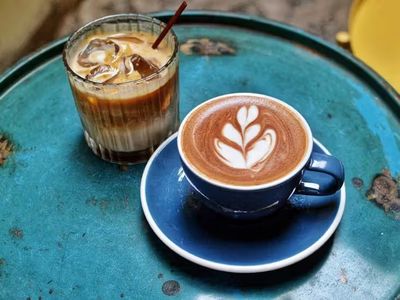 8 Cara Menikmati Kopi Lebih Sehat, Hindari Minum Setelah Jam 2 Siang