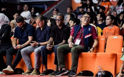 Nonton Langsung Final IBL 2025, Patrick Kluivert: Atmosfernya Sangat Luar Biasa!