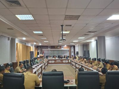 Komisi II DPRD Berau Gelar RDP Bahas Penyegelan Kebun Warga oleh Satgas PKH