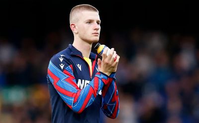 Liverpool Gigit Jari, Adam Wharton Pilih Bertahan di Crystal Palace