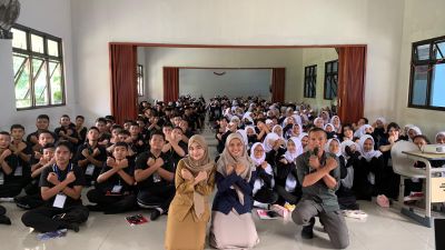 Siswa SMKN 1 Pangkalpinang Diedukasi Kewaspadaan terhadap Informasi Digital