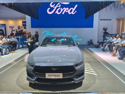 Ford Mustang Terbaru 2025 Resmi Diluncurkan di GIIAS 2025, Intip Harganya di Sini!