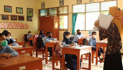 Asap Kerhutla Selimuti Pekanbaru, Siswa Diminta Belajar Di dalam Ruangan