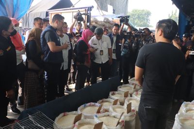 Satgas Pangan Polda Metro Sidak Beras di Pasar Induk Cipinang, Apa Hasilnya?