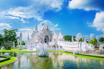 5 Arti Mimpi Melihat Istana Menurut Primbon Jawa, Pertanda Apa?