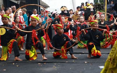 Banyuwangi Rayakan Hari Anak dengan Permainan Tradisional, Lawan Kecanduan Digital