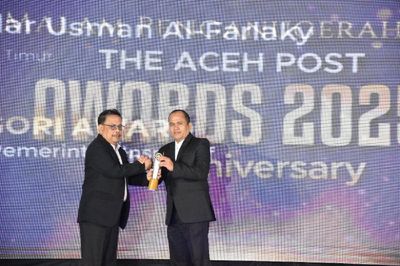 Bupati Aceh Timur Raih Pejabat Inspiratif di The Acehpost Award 2025