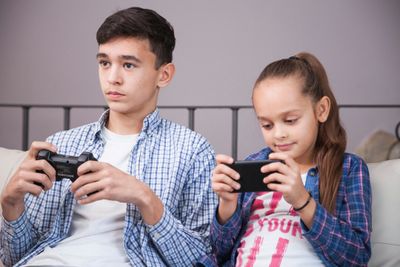 Waspadai Setengah Juta Predator Incar Anak-anak di Game Online, Wajib Baca Tips Ini!