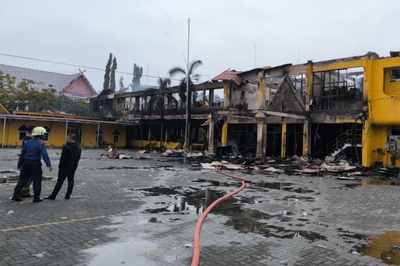 Disnakertrans Riau Lumpuh Akibat Kebakaran,Pegawai Akan Dipindah