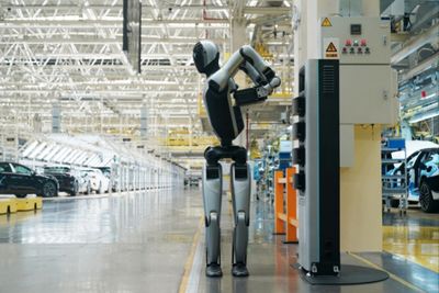 Keunikan Walker S2 Robot Humanoid Pertama yang Bisa Ganti Baterai Sendiri, Yuk Intip!