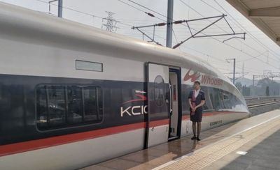 Menhub dan Menko IPK Bahas Rencana Pembangunan Kereta Cepat Jakarta-Surabaya