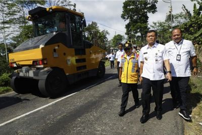 Respons Cepat Gubernur Jateng, Ruas Jalan Parakan-Patean Diperbaiki