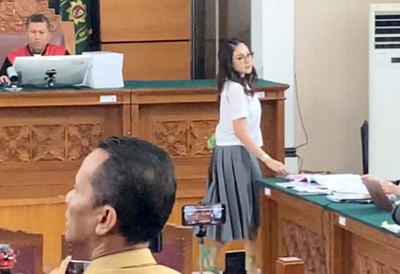 Terungkap! Sidang Nikita Mirzani Bongkar Produk Reza Gladys Tak Terdaftar BPOM