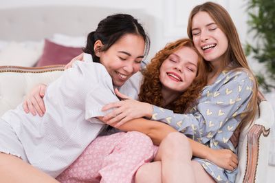 20 Ucapan Happy Girlfriend Day 2025 yang Menyentuh Hati untuk Pacar atau Sahabat