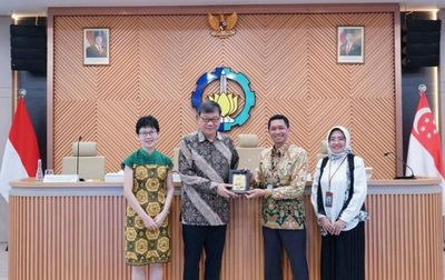 ITS Gandeng Singapura untuk Kolaborasi Pengembangan Energi Bersih, Implementasi Smart Eco-Campus