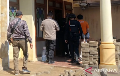 Diduga Granat, Tim Jibom Evakuasi Benda Mencurigakan di Malang