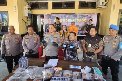 Kurir Selundupkan Sabu 20 Kg dari Kalimantan Ditangkap di Pelabuhan Parepare, Pakai 4 KTP Samarkan Jejak