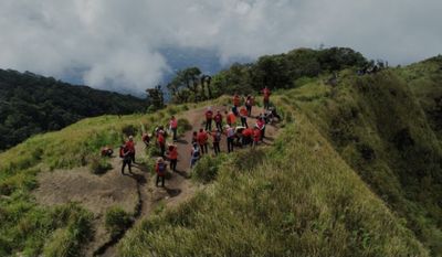 Tingkatkan Keselamatan Pendakian, Pemprov Jateng Rekrut dan Latih Guide Gunung