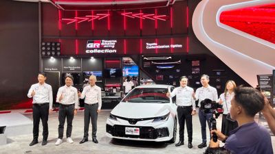 Toyota Corolla Altis HEV GR Sport Resmi Hadir di GIIAS 2025, Cek Harga dan Keunggulannya di Sini!