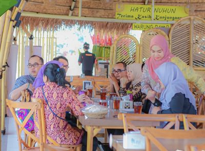 7 Tempat Kuliner di Bekasi yang Nyaman, Murah, dan Enak