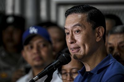 Tom Lembong Tak Terima Vonis Korupsi, Laporkan Tiga Hakim ke Mahkamah Agung