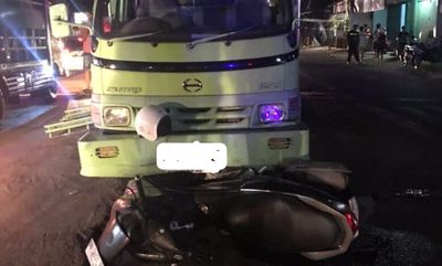 Pria Tewas Ditabrak Truk Saat Perbaiki Mobil Mogok di Pangkep, Keluarga Ditawari Uang Damai Rp 5 Juta