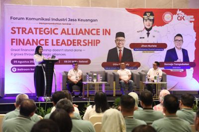 Forum Komunikasi Industri Jasa Keuangan Lampung Gelar Seminar Strategi Kepemimpinan Keuangan
