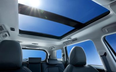 6 Tips Merawat Sunroof Mobil Biar Awet dan Bebas Bocor