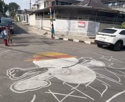 Warga Malang Bikin Mural One Piece di Jalan Kampung Jelang HUT RI