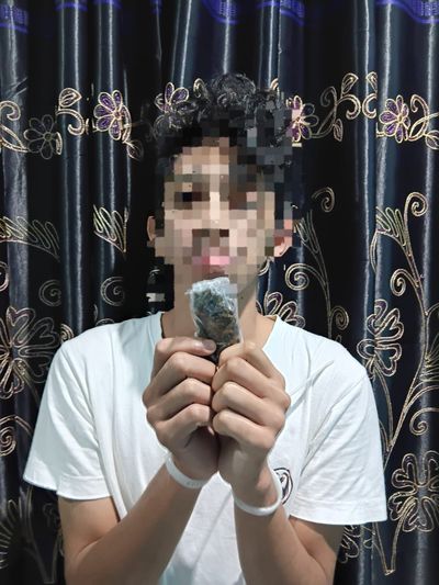 Polisi Tangkap Mahasiswa Depan Kantor Dinas PUPR Kota Ambon Kedapatan Bawa 1 Paket Ganja