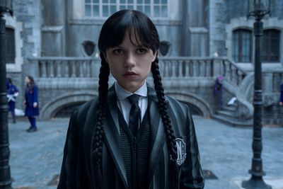 Suka Serial Netflix Wednesday? Ini 7 Film Jenna Ortega yang Wajib Ditonton!