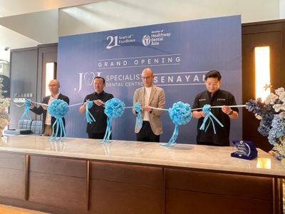 Bukan Cuma Senyum Cantik, JnJ Specialist Dental Centre Ajak Warga Punya Gigi Sehat dan Percaya Diri