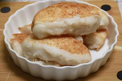 5 Resep Kue Pancong Kekinian, Dijamin Lumer dan Lembut!
