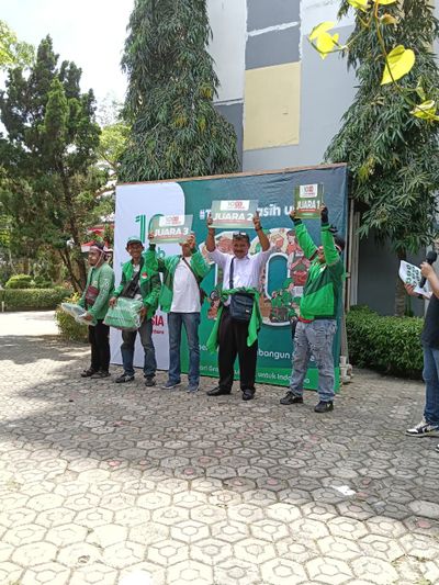 Puluhan Driver Grab Pangkalpinang Ikut Lomba Hias Tumpeng, Sambut HUT ke-10 Grab Bike dan Semarak HUT RI