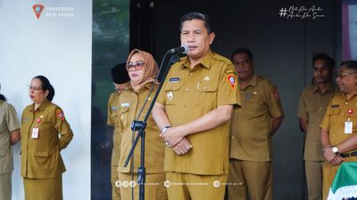Komitmen Walkot Ambon Kurangi Sampah, Perkuat Kemitraan, Segera Salurkan 10 Armada Angkut