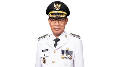 Yosep Sahaka, Mantan Guru yang Kini Pimpin Kolaka Timur