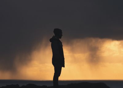 17 Caption Singkat Tentang Pengorbanan yang Bikin Hati Tersentuh