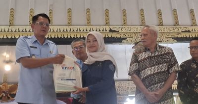 Gebyar TJSP Merdeka 2025, Warga Kurang Mampu di Sleman Terima Bantuan  Rp 4,89 Miliar dari 49 Perusahaan