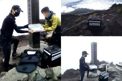 Totalitas Tanpa Batas! Kurir Pizza Ini Rela Mendaki Gunung Fuji Demi Pelanggan