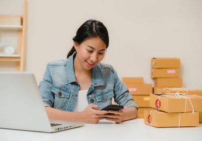 5 Cuan Tambahan Mahasiswa yang Bisa Dikerjain Sambil Rebahan
