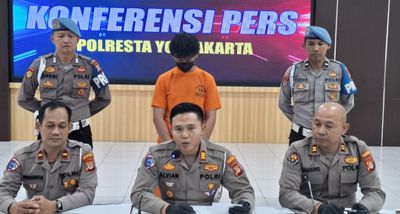 Terpengaruh Miras, Pria Asal Klaten Tabrak Pasutri Lansia di Perempatan Bugisan Yogyakarta, Istri Pengendara Motor Tewas dilokasi Terpental 6 Meter