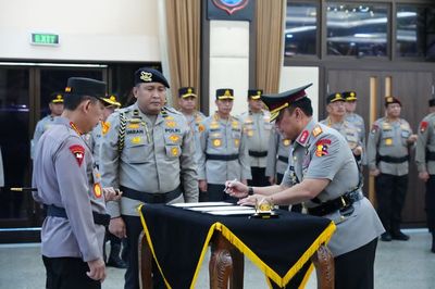 Sah! Kapolri Resmi Lantik Komjen Dedi Prasetyo Jadi Wakapolri