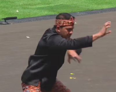 Tampilkan Gerakan Pencak Silat, Iko Uwais Bikin Kagum Peserta Upacara HUT RI Ke-80 di Istana Merdeka